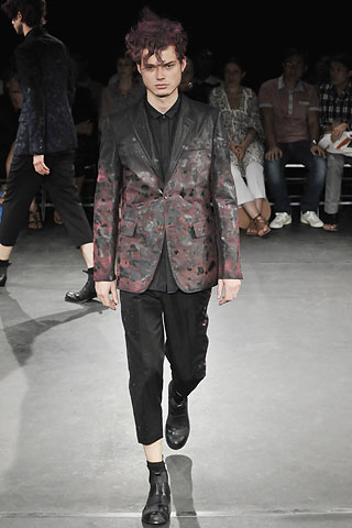 Comme des Garcons / - 2009